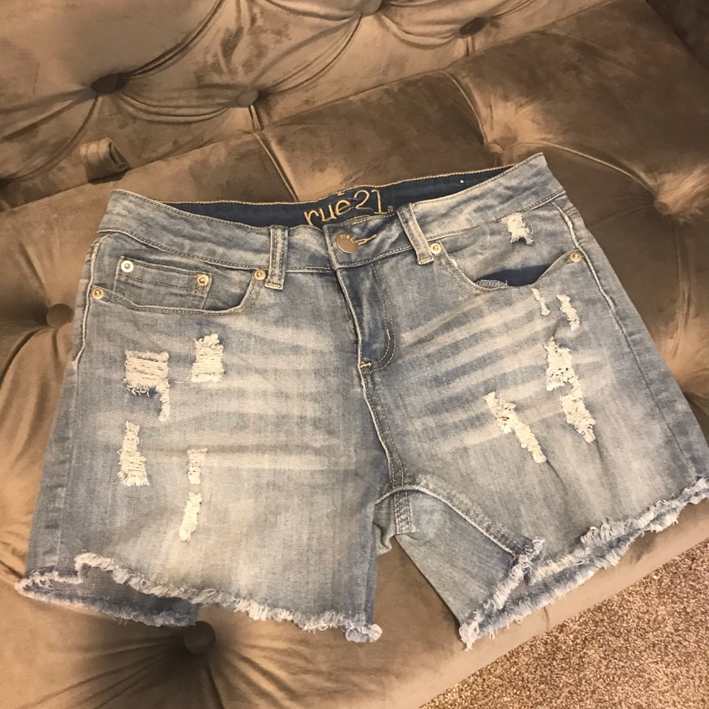 Jean shorts - Picture 1 of 3
